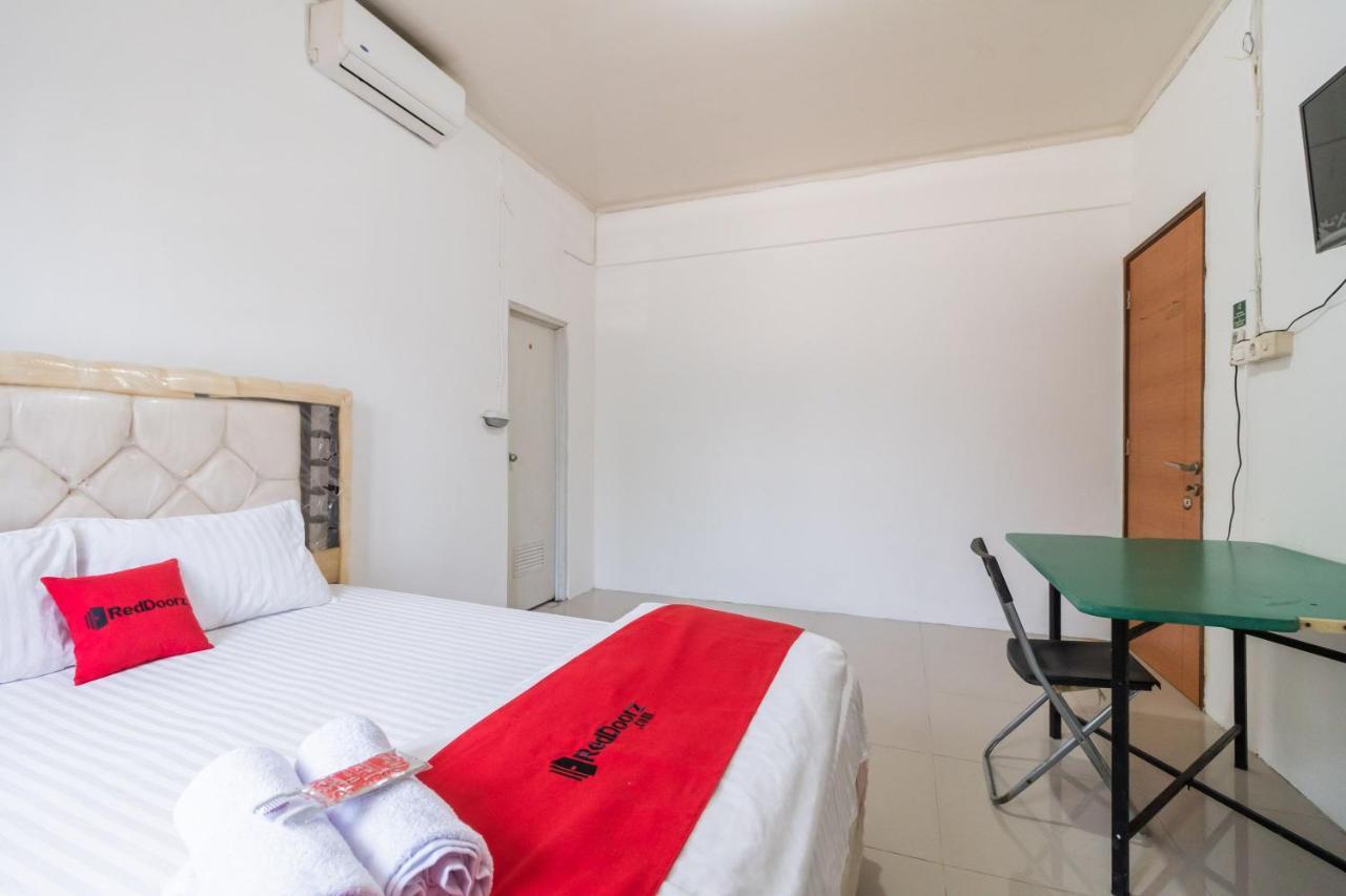 Reddoorz Near Terminal Bubulak Bogor Hotel ภายนอก รูปภาพ
